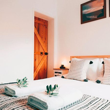 Um Lugar Ao Sol Beach House Azenhas Do Mar ซินตรา ภายนอก รูปภาพ